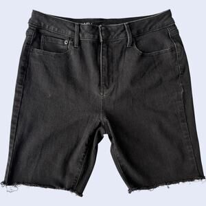 No Boundaries 11 Casual Denim Bermuda Shorts Black High Rise